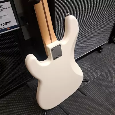 Fender Steve Harris Signature Bass 5